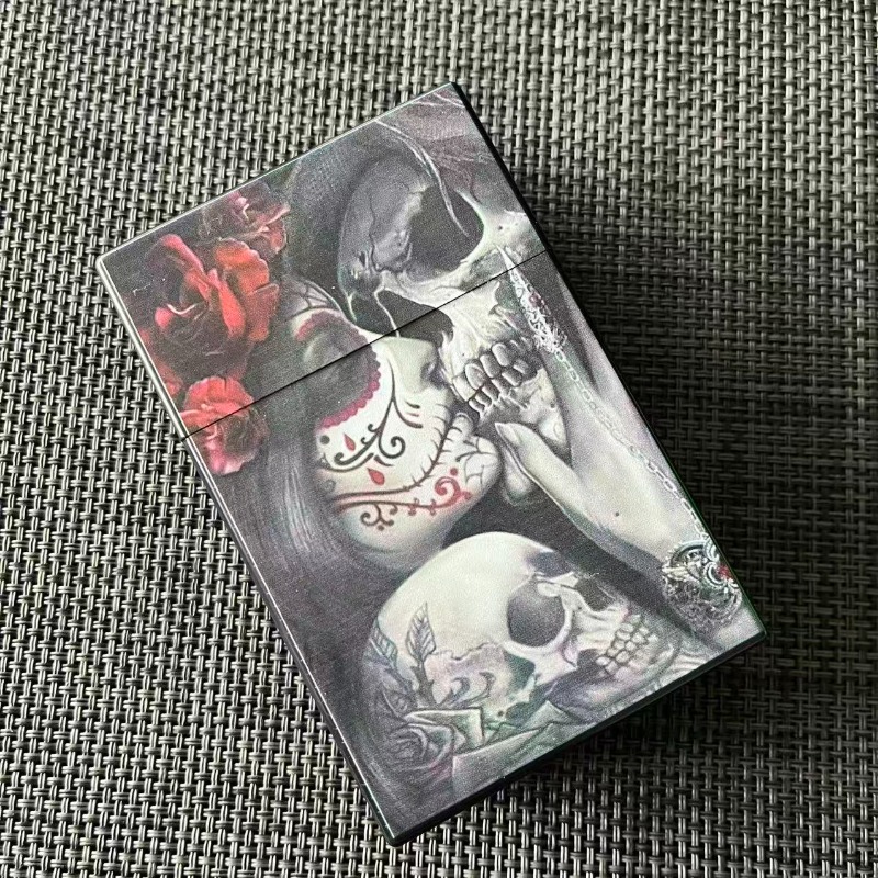 Smoking & Vaping Accessories - علبة سجائر هدية للهالوين، مخصصة بتصاميم